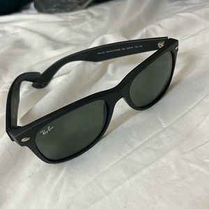 Ray Ben sunglasses